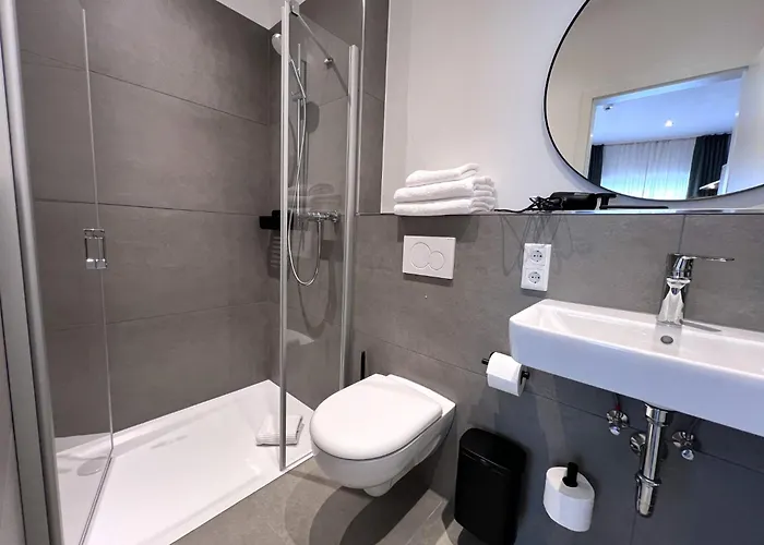 Haus Kuckenberg 호텔 3*